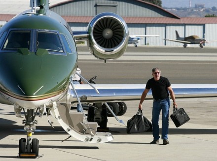 Harrison Ford rischia collisione a bordo del suo jet